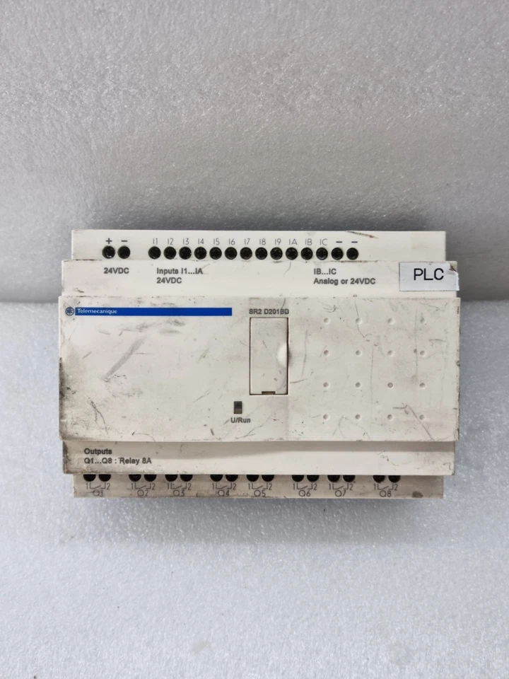 Schneider Telemecanique SR2 D201BD 24VDC Compact Smart Relay (Used)
